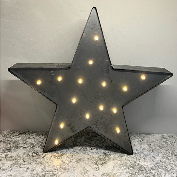 Pottery Barn Marque Galvanized Metal  Star Light Decor - Picture 1 of 4